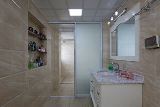 衛(wèi)生間隔斷材料選購(gòu)指南